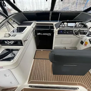 Barco Kmp Botel
