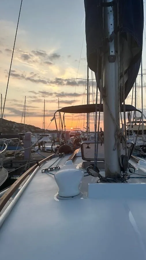 Velero Barcelona Yatch Hotel Les Botigues de Sitges